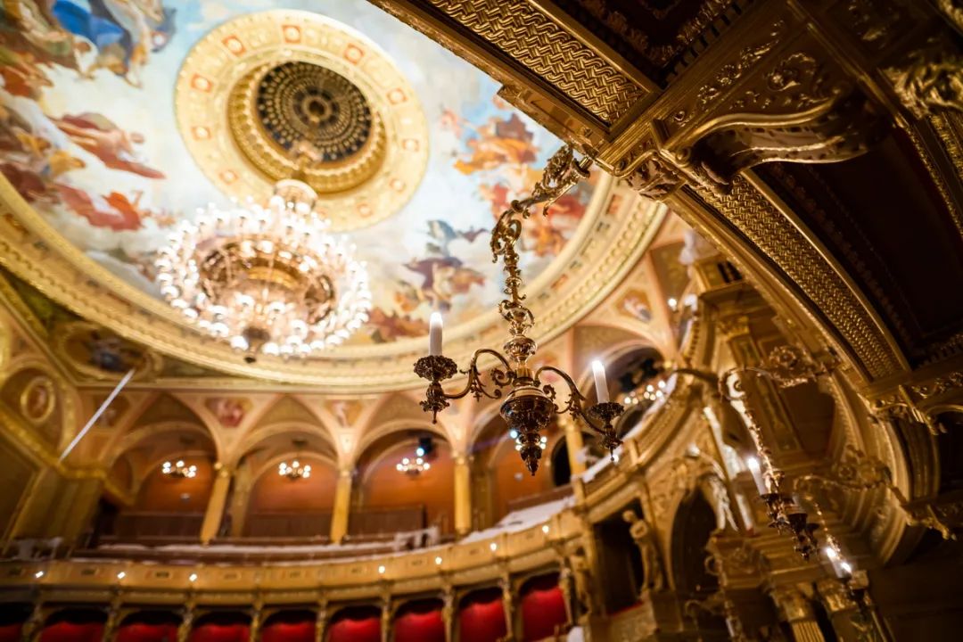 历时五年,掷金上亿,匈牙利国家歌剧院再现十九世纪辉煌 (http://www.cngai.com/) 艺教资讯 第16张